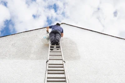 Peinture extérieure à Brèves — façades et ravalement